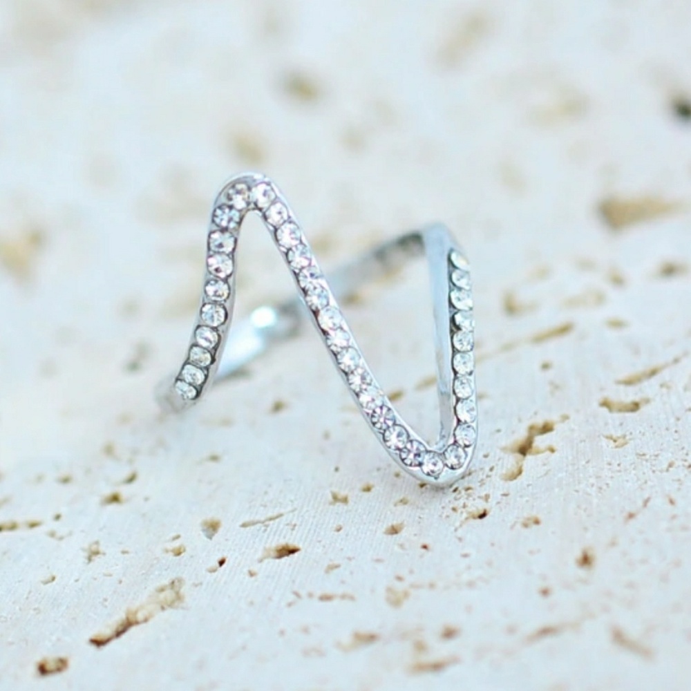 5 for $25 Crystal Studded Ring - Picture 4 of 6
